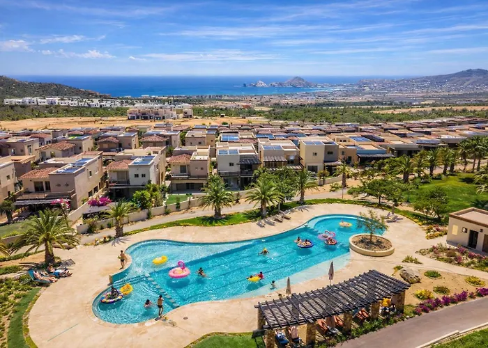 Mesmerizing Ocean & Arch Views King Beds Pool Luxury Family Friendly *