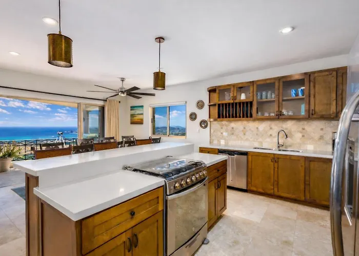 Mesmerizing Ocean & Arch Views King Beds Pool Luxury Family Friendly Cabo San Lucas